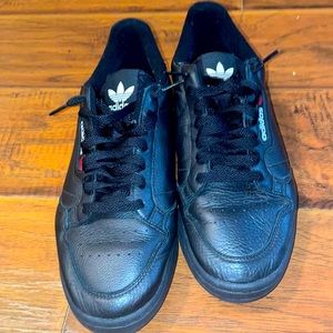 Adidas shoes US10